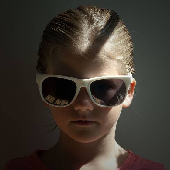 Sadie_in_disguise___with_glasses