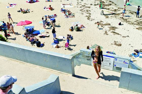 Sun_bathers_2