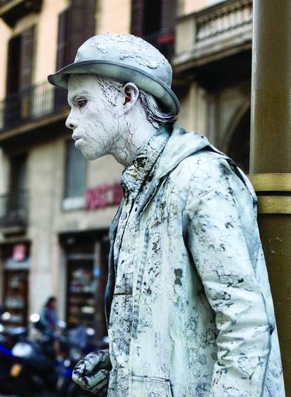 Silent_busker