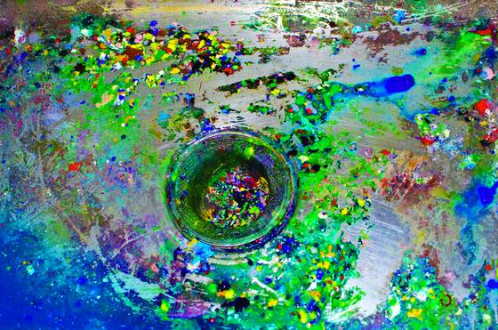 Sink_from_the_sky