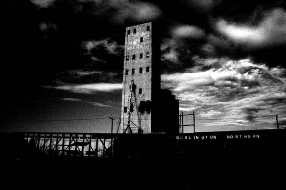 Sunset_at_the_yard