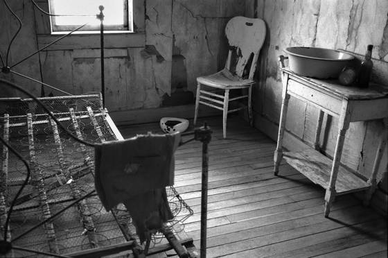 Ghost_hotel