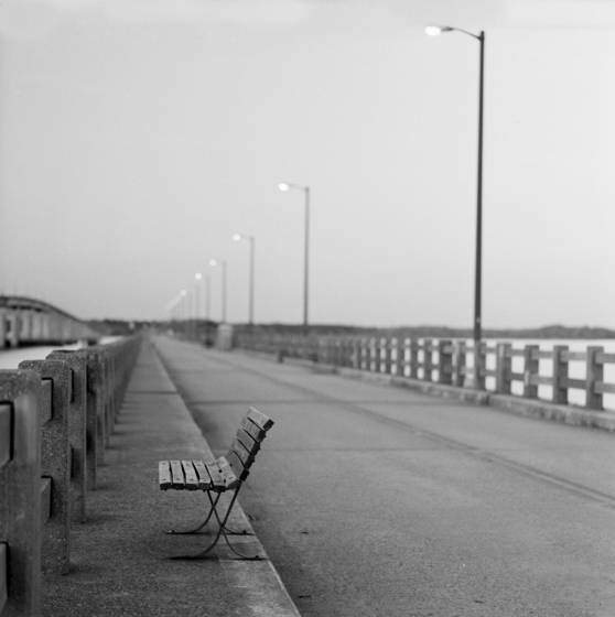 Benched_bridge