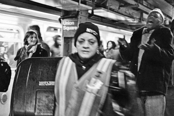 Subway_worker
