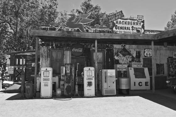 General_store_on_route_66