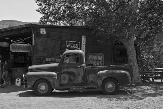 Hackberry_s_pickup_on_route_66