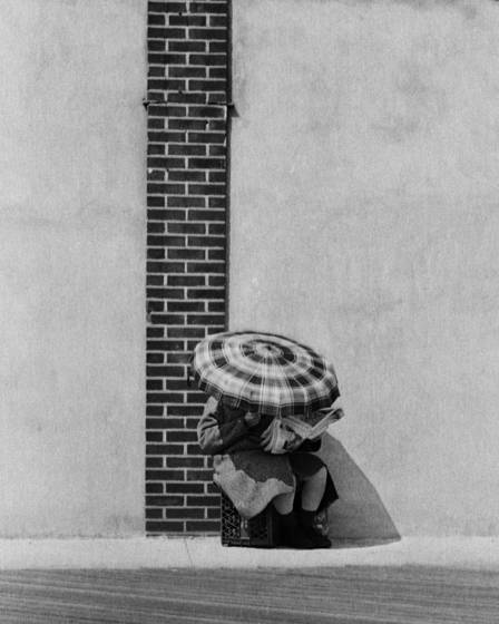 Umbrella_lady