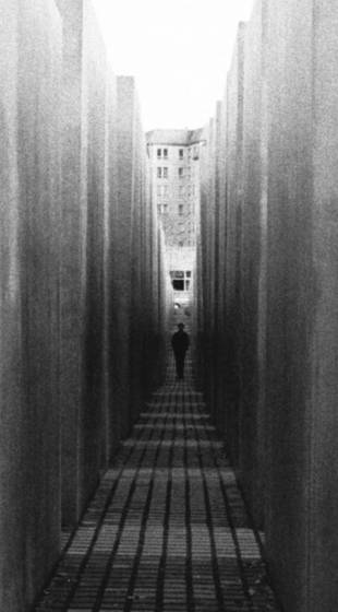 Holocaust_memorial