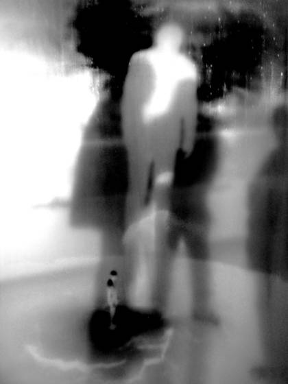 People_at_an_exhibition__21