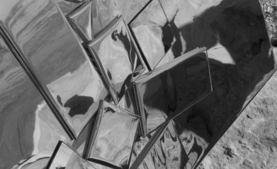 Broken_shadow
