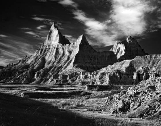 Badlands_at_dusk
