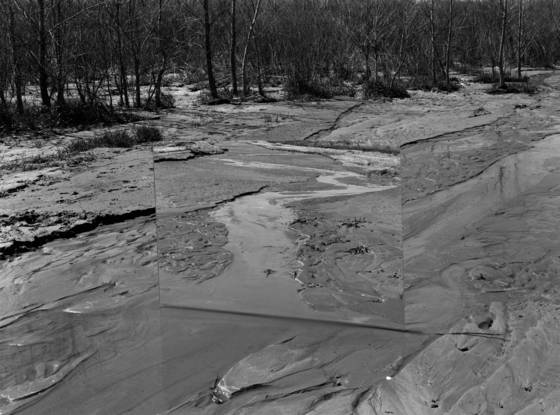 2_mirror_in_creek