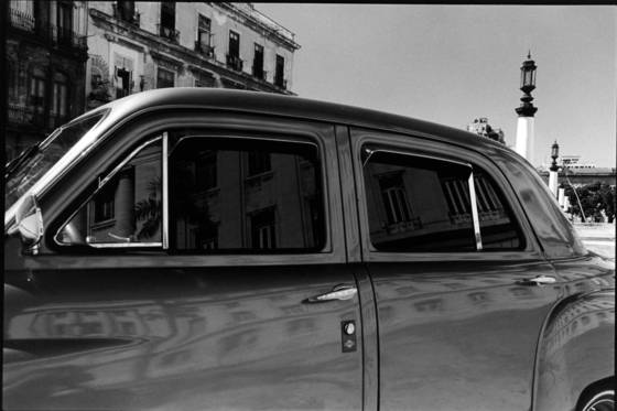 Parked_by_the_capitolio