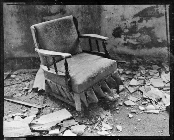 Real_easy_chair_2