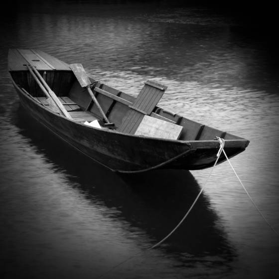 Boat_on_the_rhine