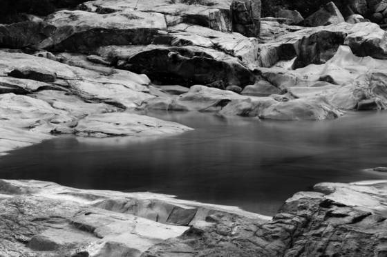 Nightfall_at_rocky_gorge