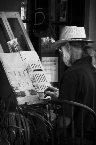 Artist_working