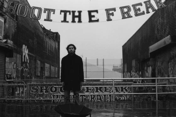 Shoot_the_freak