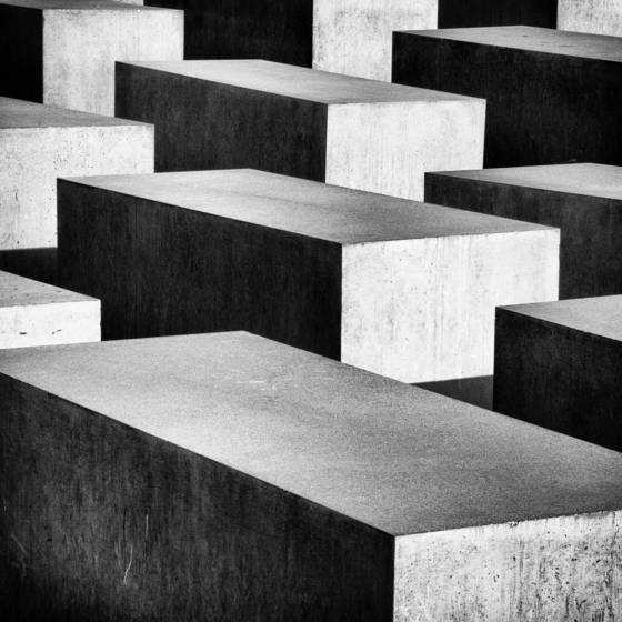 Holocaust_memorial