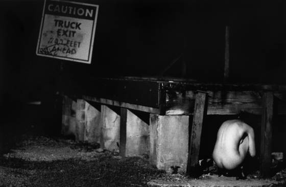 Caution_truck_exit