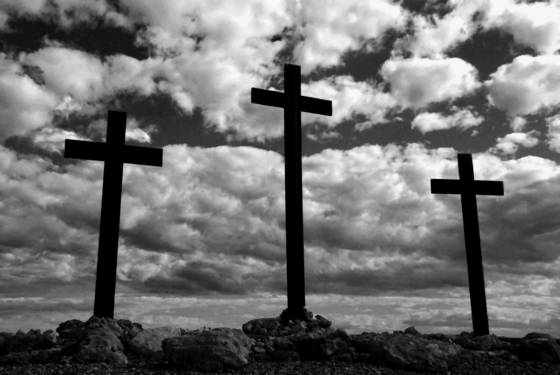 Three_crosses