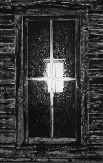 Abandoned_shack_2
