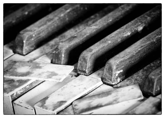 Piano_keys