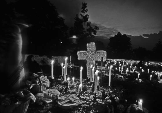 Predawn_cemetary