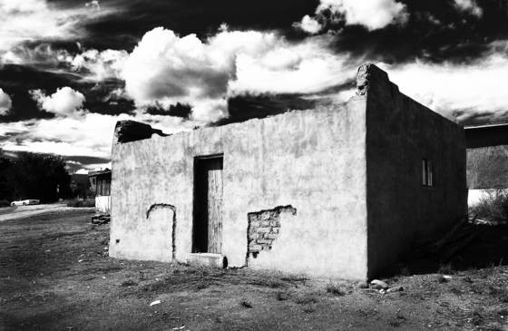 Adobe_shed