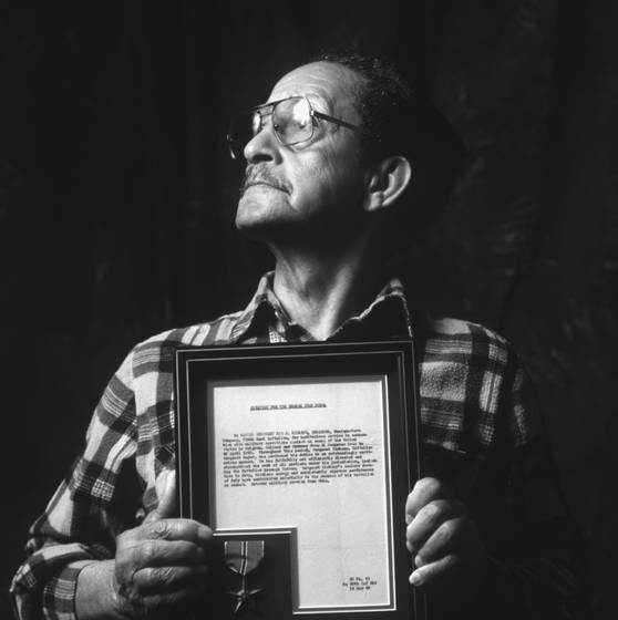 Rex_kirksey_with_medal