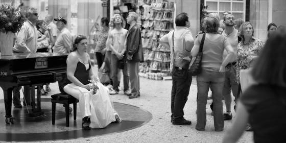 Late_night_shopping
