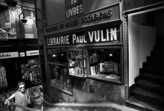 Paris_bookstore