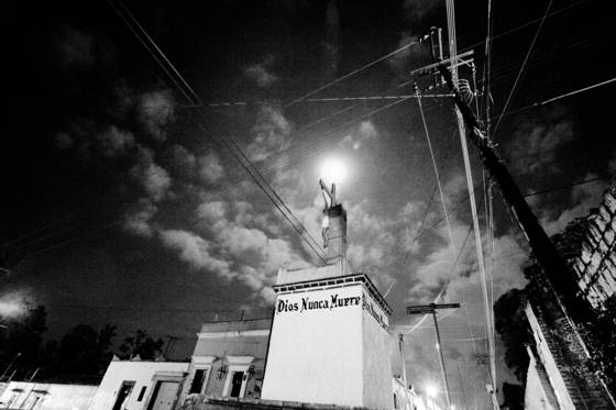 Full_moon_crucification