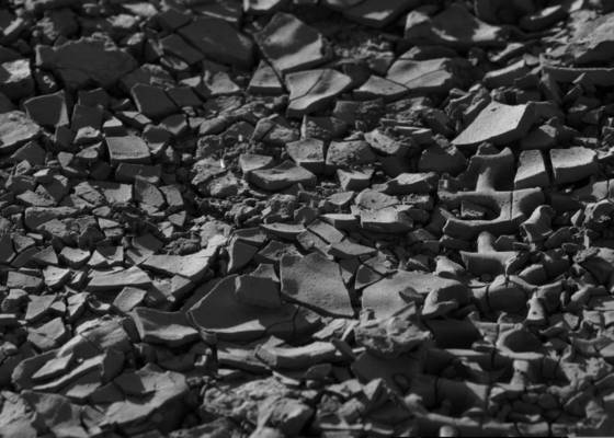 Cracked_earth_2