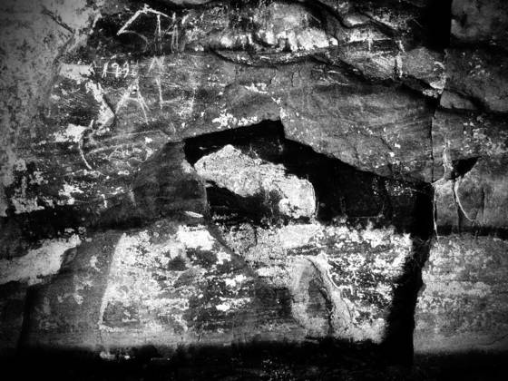 Marks_on_wall_3