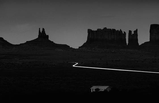 Trail_of_light