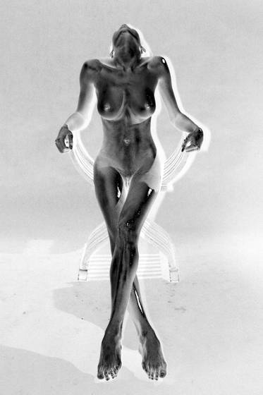 Nude_bronze