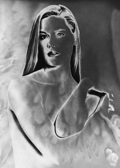 Tribute_to_man_ray