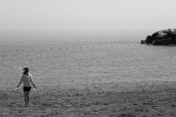 Girl_on_beach