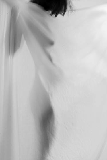 Nude_in_light