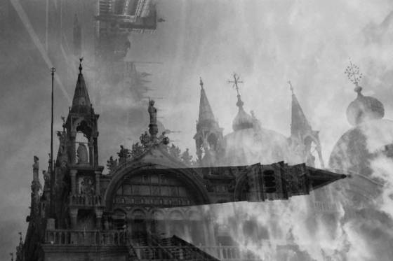 St_mark_scathedral_triple_exposure