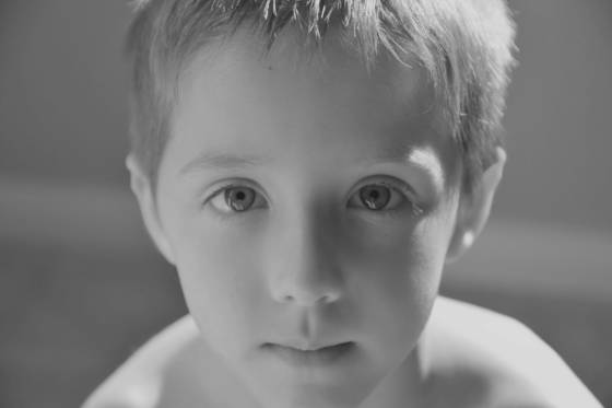 Different_eyes