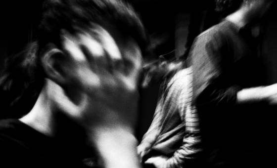 Hand_and_nose