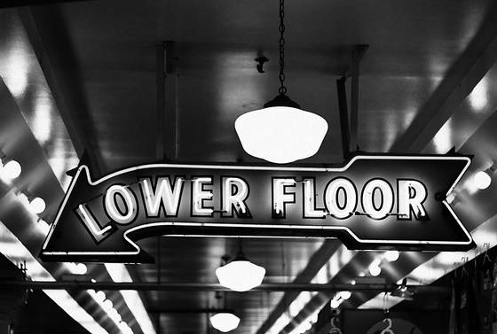 Pike_place_market_neon
