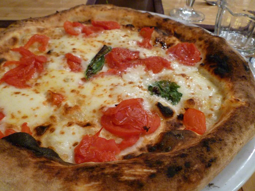 Pizza Napoletana © Marco40134