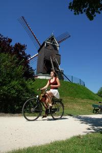 Cycling around Bruges