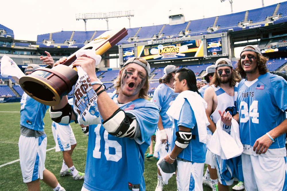 Tufts football picture