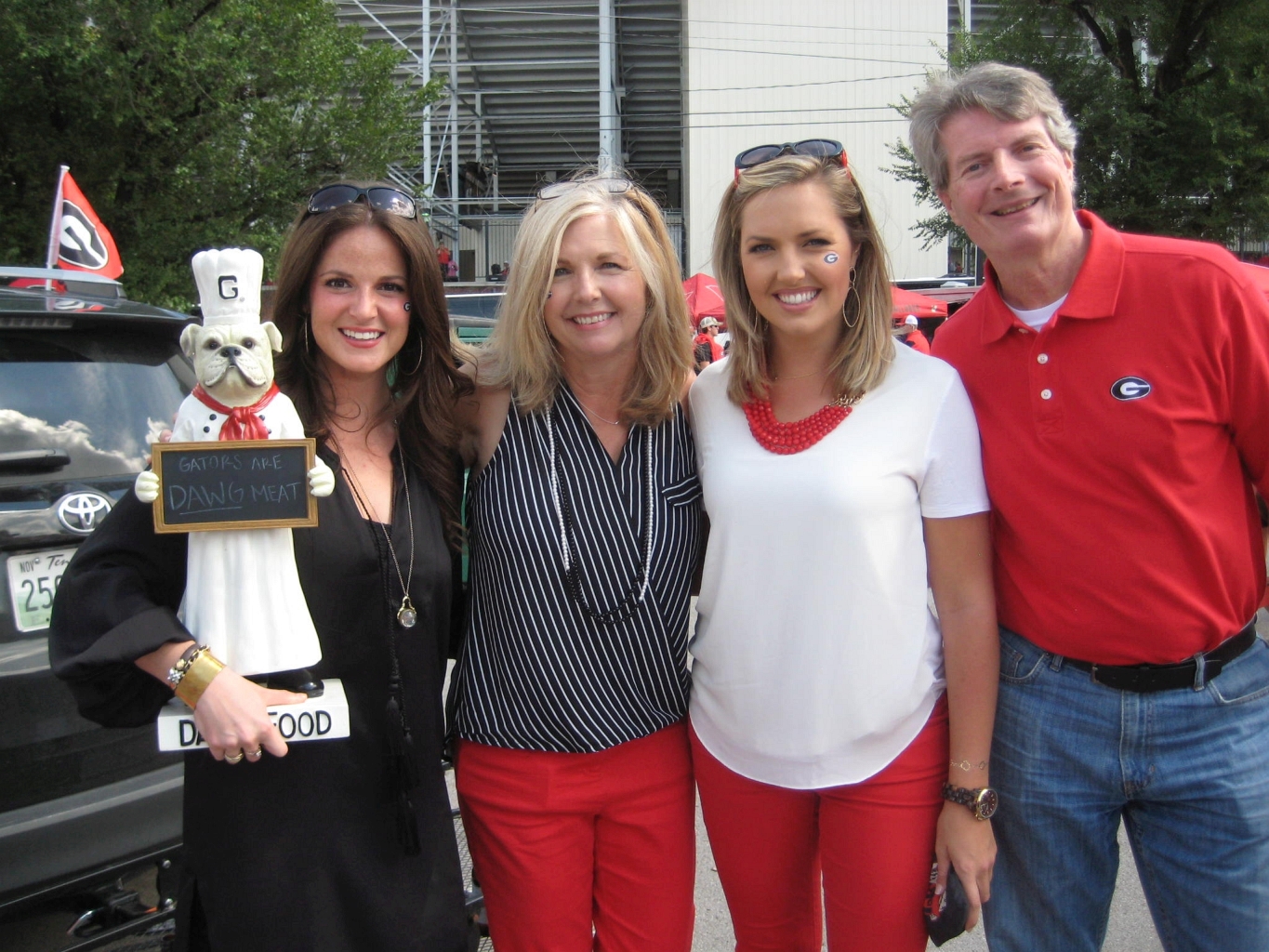 Alysse Whatley, Kathy Ethridge, Christie Ethridge and David Ethridge - UGA vs. Vandy 12-Sept-2015 (Photo by Cheri and Vance Leavy)