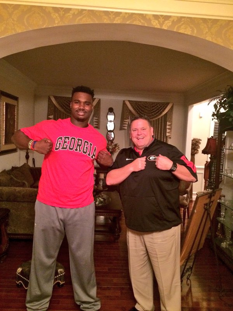 Jauan Williams with Georgia OL Coach Sam Pittman (Photo courtesy of Jauan Williams - Twitter @Jauan_Jwill)