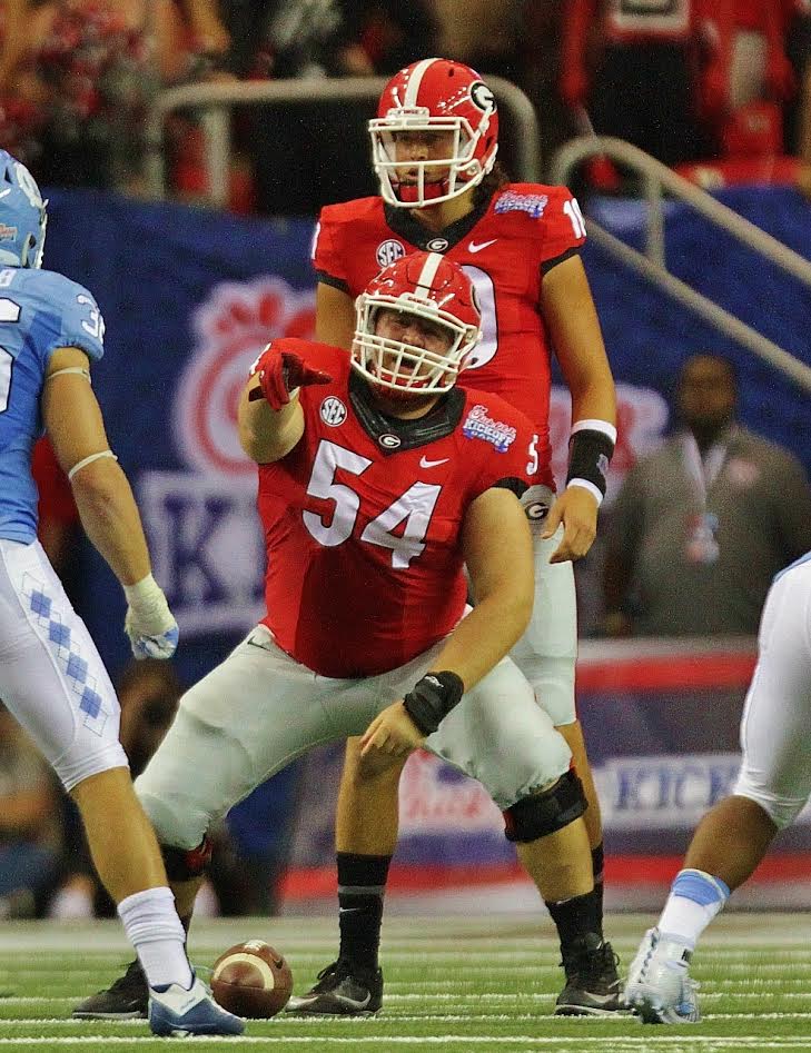 Brandon Kublanow identifies the mike linebacker